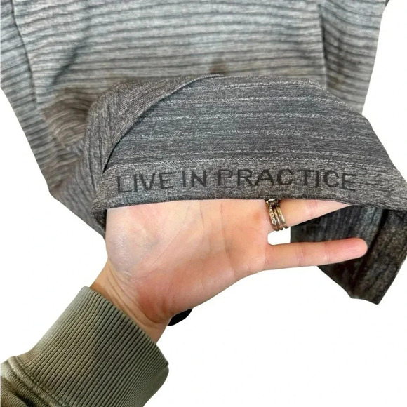 Lululemon Metal Vent Tech Short Sleeve Shirt 2.0 Wave Fade Graphite Grey/vapor - Picture 7 of 10